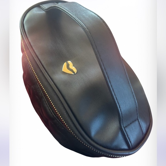 Black Quilted Heart vanity Bag - Picture 3 of 5